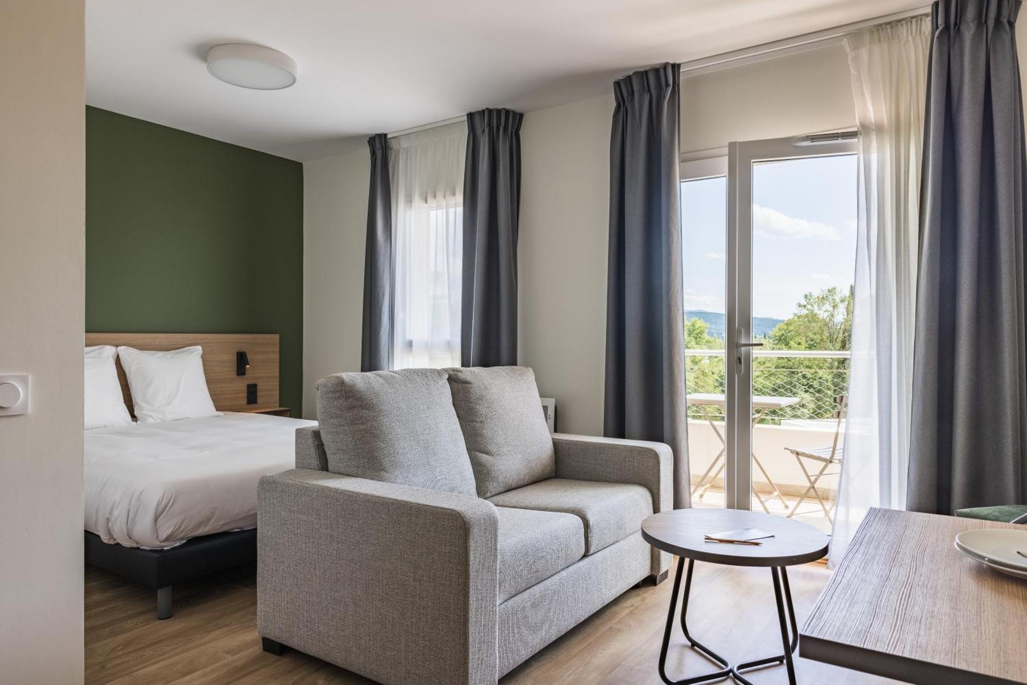 Hotel Des Thermes Des Fumades Allegre Les Fumades Dış mekan fotoğraf